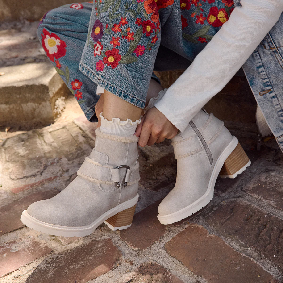 Bangle Shearling Bootie - Image 6