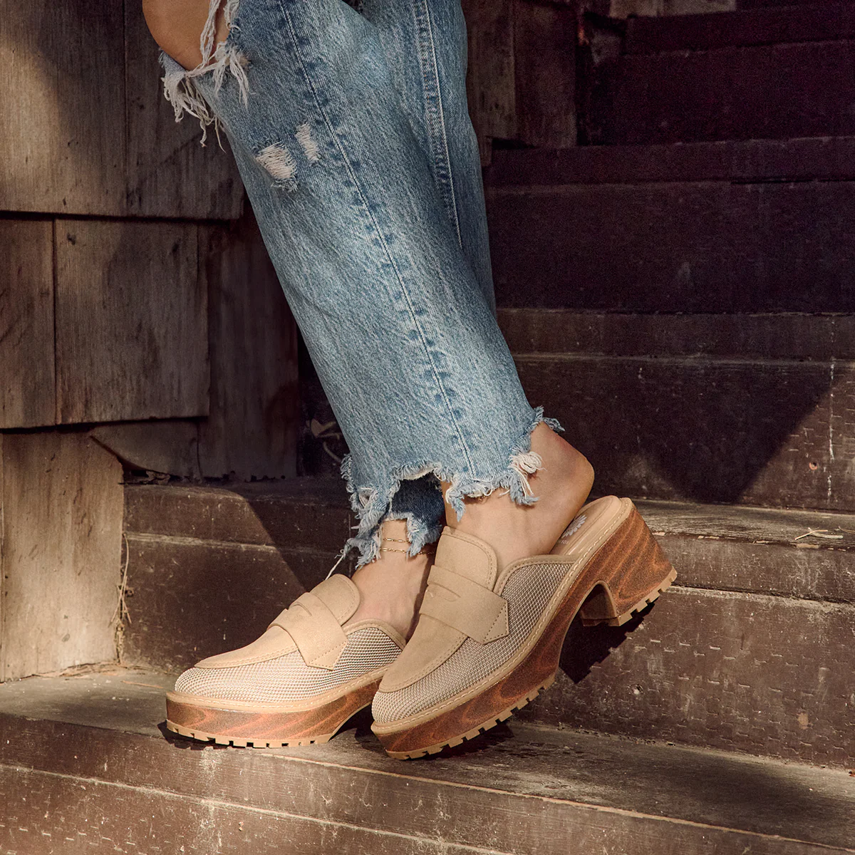 Barclay Platform Clog - Image 10