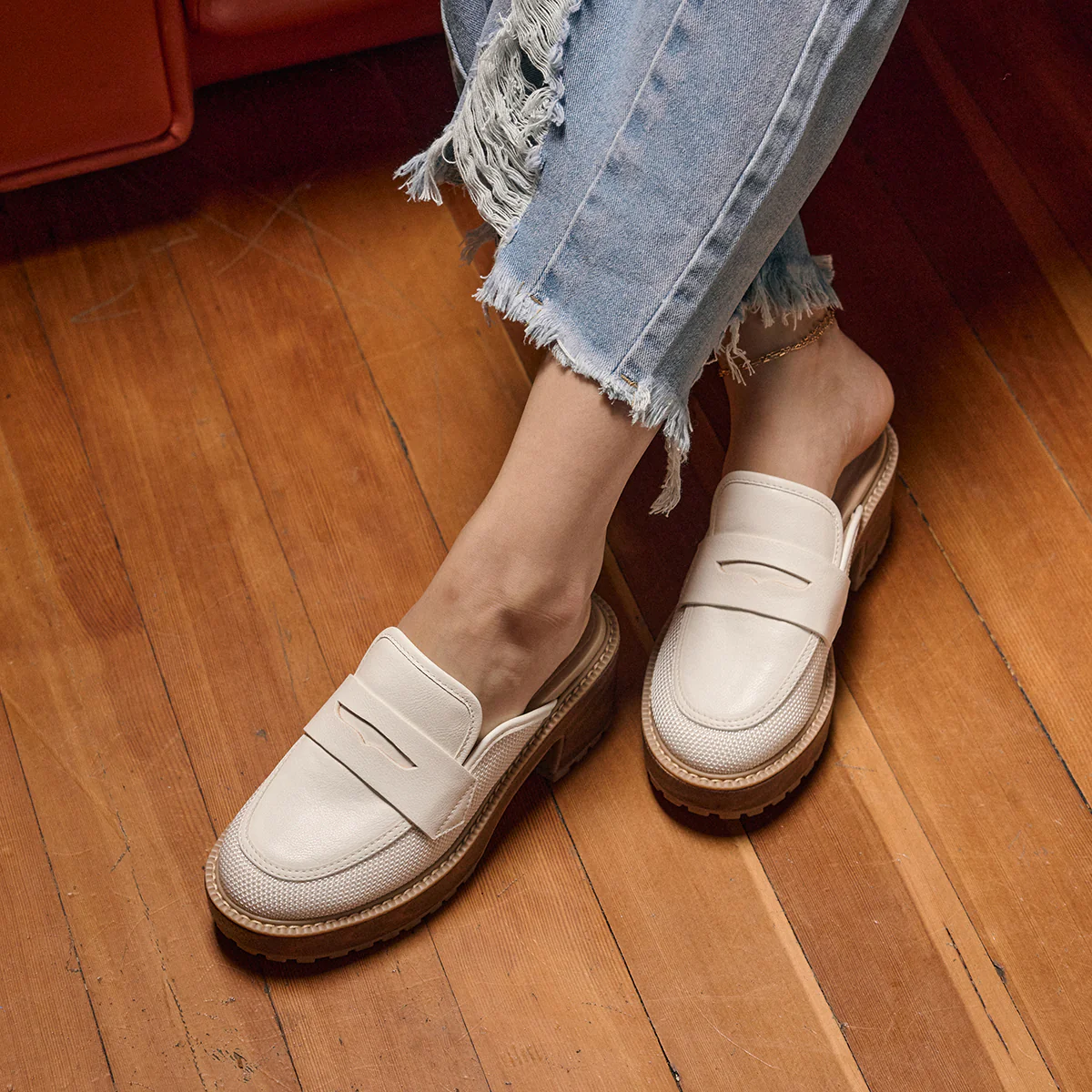 Barclay Platform Clog - Image 15