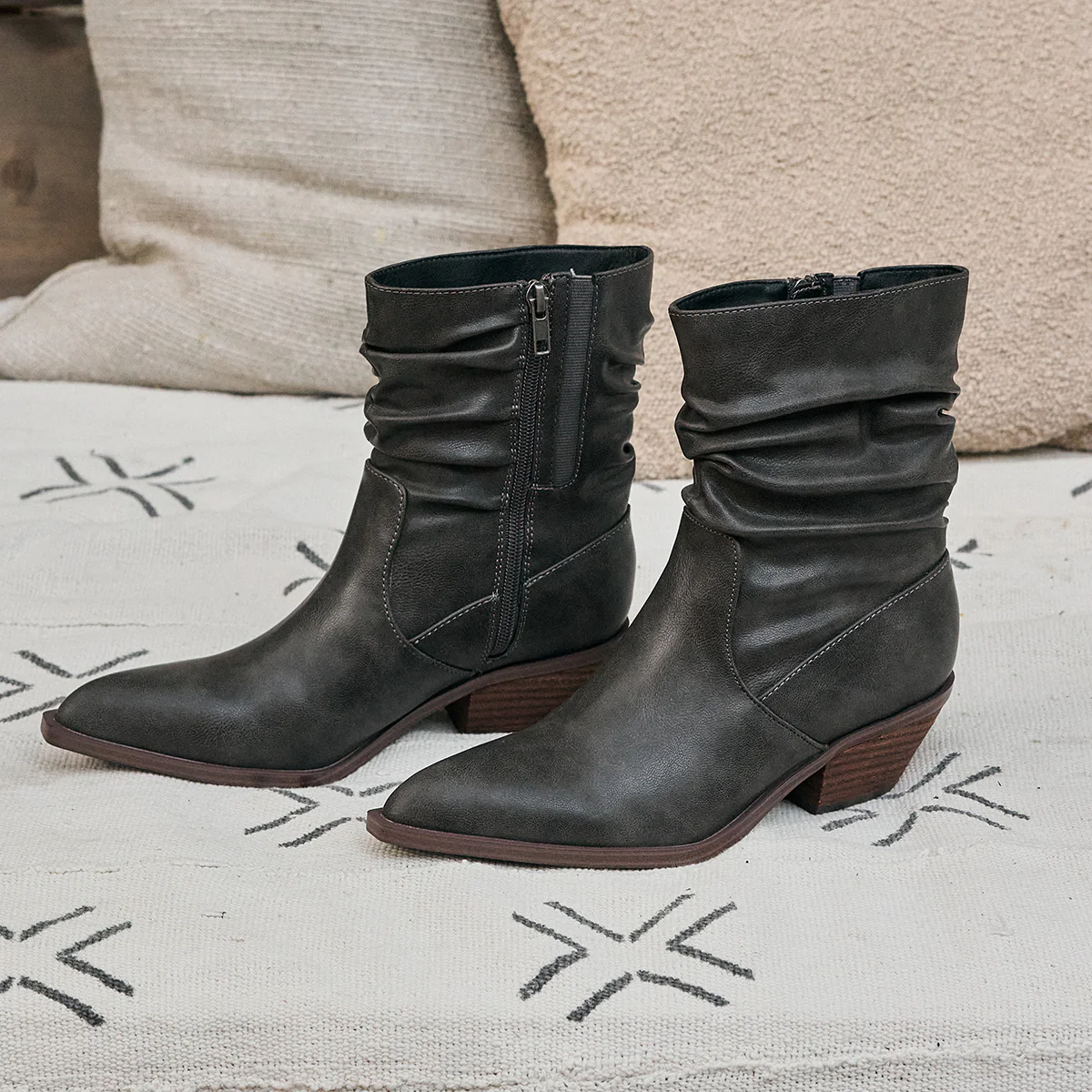 Caralia Slouch Boot - Image 5