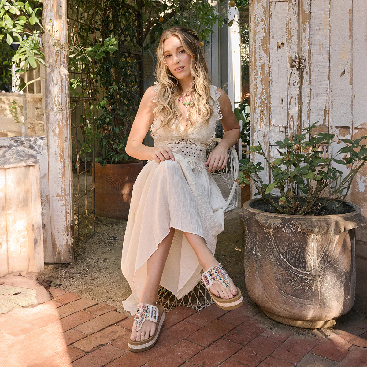 Carlow Flatform Sandal - Image 15
