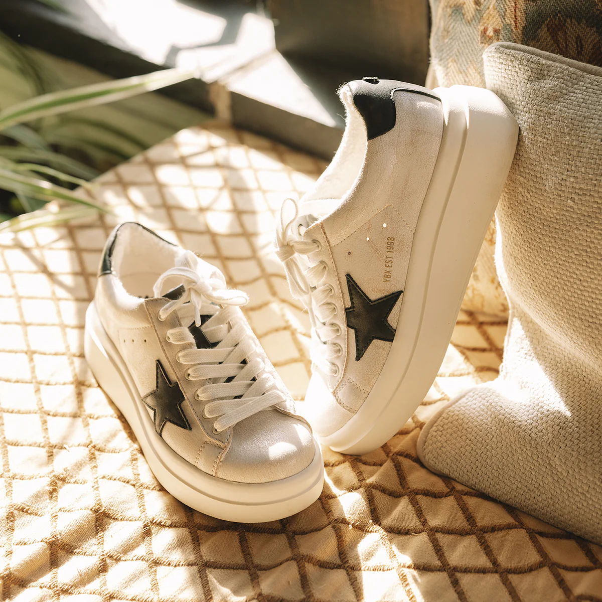 Elonna Flatform Sneaker - Image 5