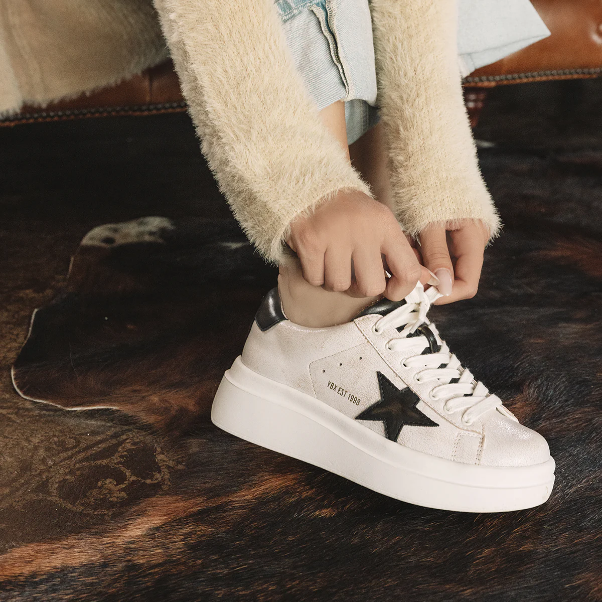Elonna Flatform Sneaker - Image 6