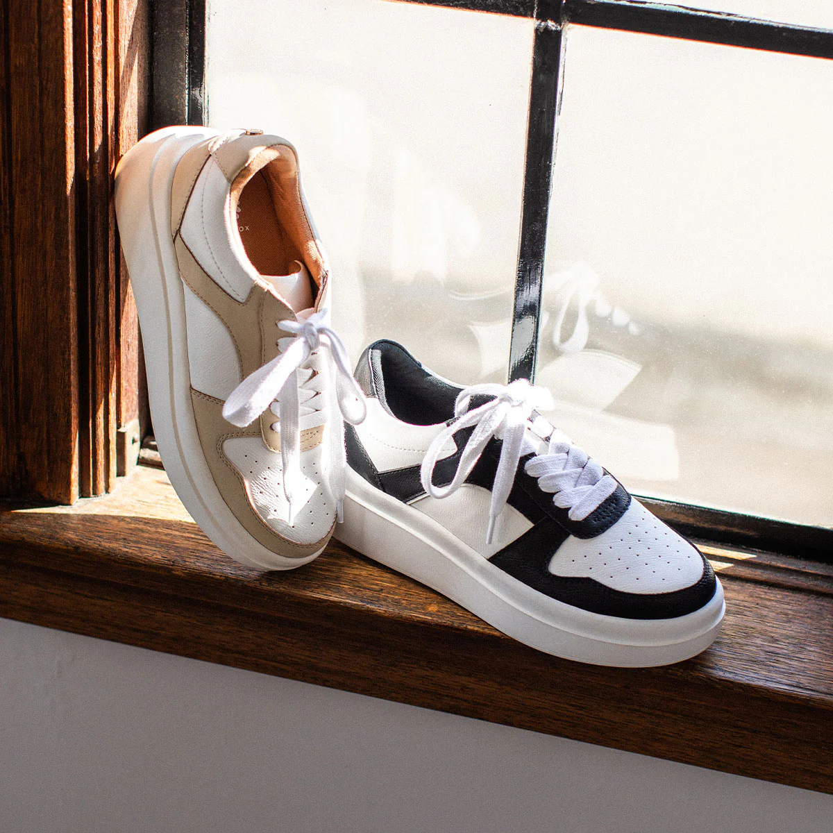Emma Flatform Sneaker - Image 12