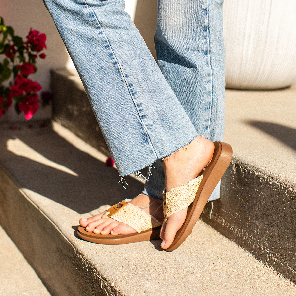 Gisele Sandal - Image 13