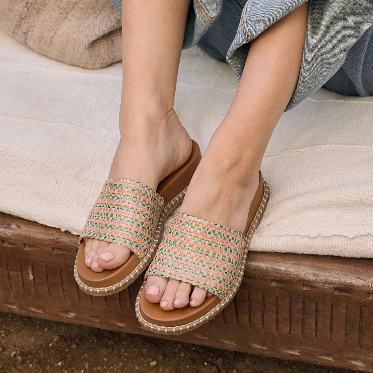 Lewis Wedge Sandal - Image 14