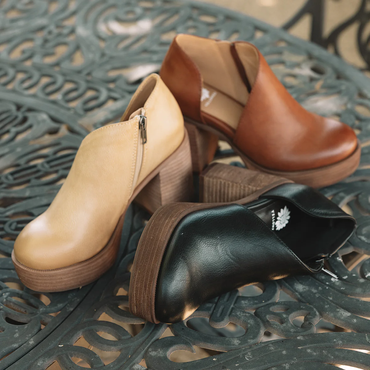 Loredo D'Orsay Platform Clog - Image 18