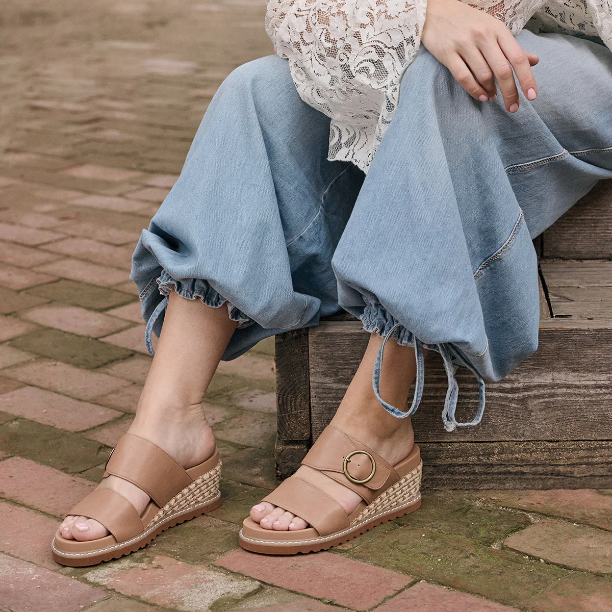 Marco Wedge Sandal - Image 7