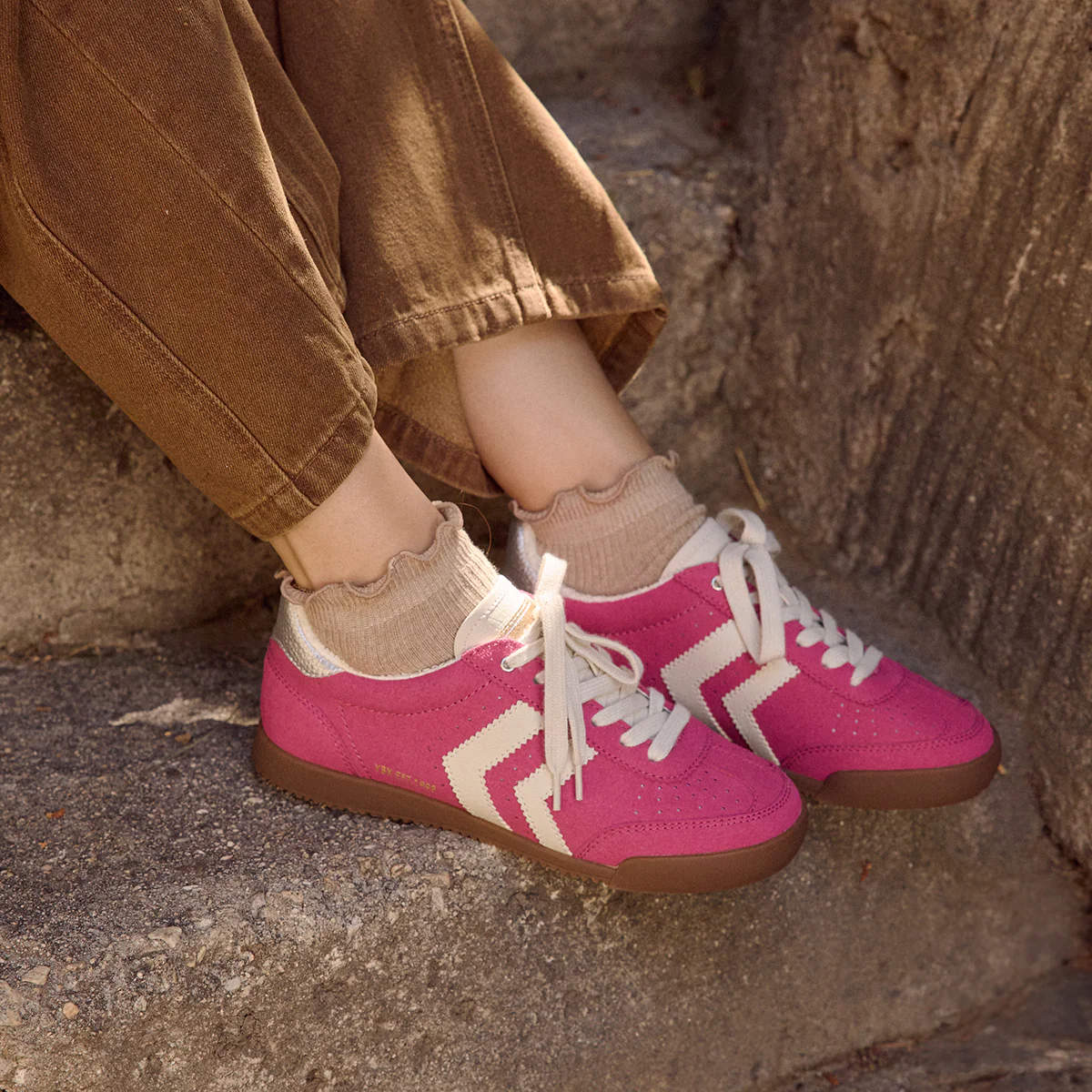 Neevan Lace-Up Sneaker - Image 13