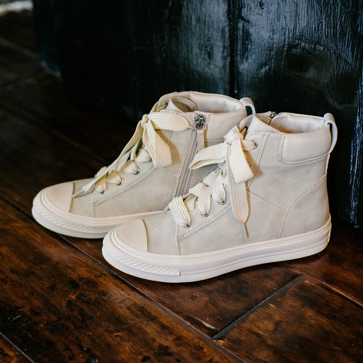 Valter High Top Sneaker - Image 6
