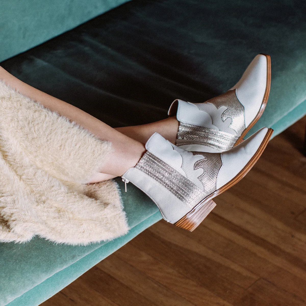 Willis Western Chelsea Boot - Image 15